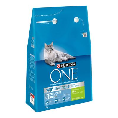 Purina ONE Sterilised indyk 3 kg