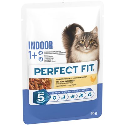Perfect Fit Indoor 1+ Sterilised kurczak z grochem w sosie adult 85 g × 24